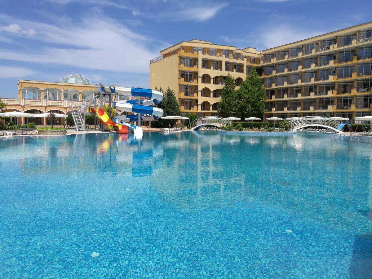 Akb Apartment Sea View Aheloy Ngoại thất bức ảnh