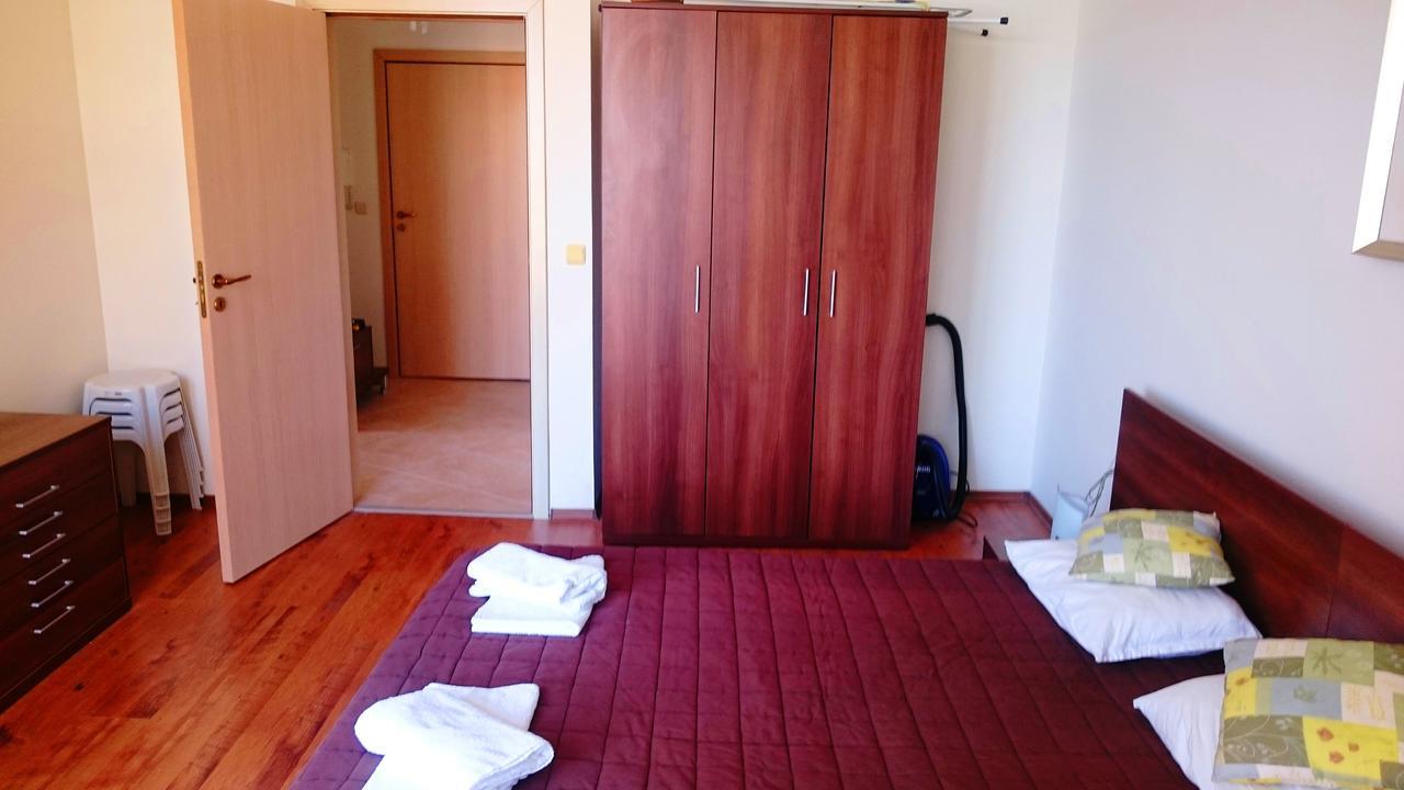 Akb Apartment Sea View Aheloy Ngoại thất bức ảnh