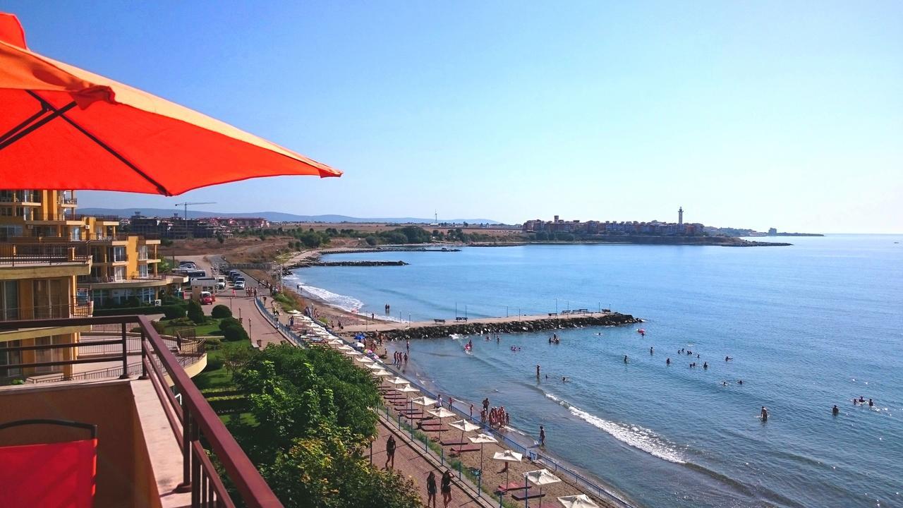 Akb Apartment Sea View Aheloy Ngoại thất bức ảnh