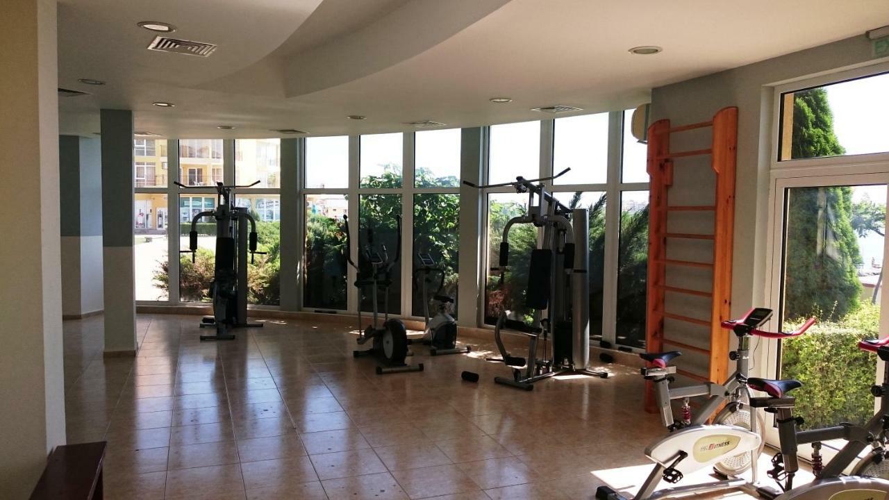 Akb Apartment Sea View Aheloy Ngoại thất bức ảnh